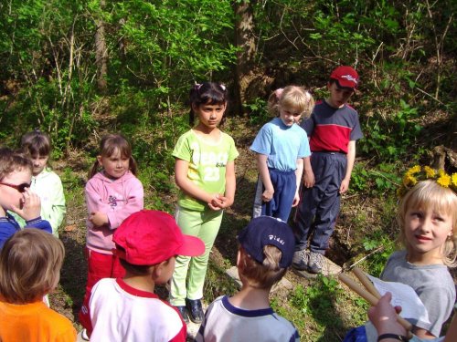 Otevírání studánky nad Žlebem - 7.5.2006
